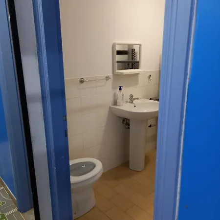 I Host 24 Hostel